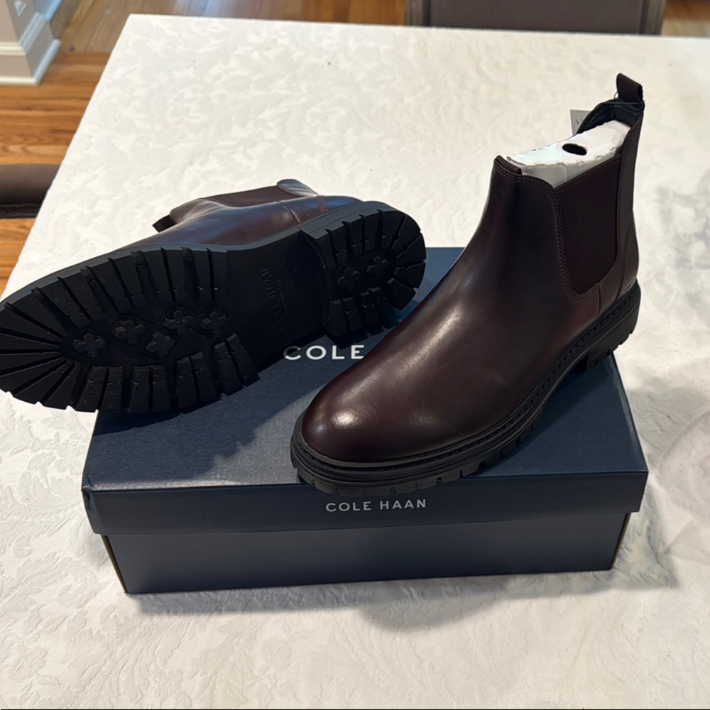 Cole Haan Brown Leather McIntyre Chelsea Boots size 9.5M NWT